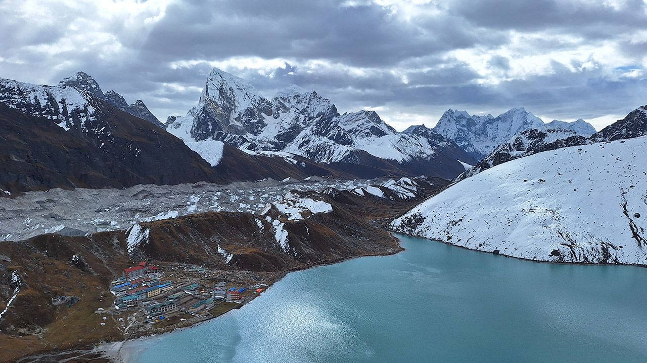 Everest Details 4